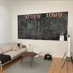 Moderne Og Raekkehus I