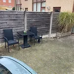 Moderne Og Raekkehus I