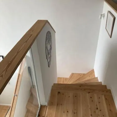 Moderne Og Raekkehus I Apartmán