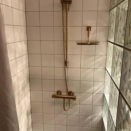 Moderne Og Raekkehus I