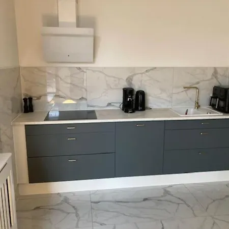 Moderne Og Raekkehus I شقة
