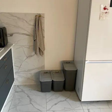 Moderne Og Raekkehus I Apartment
